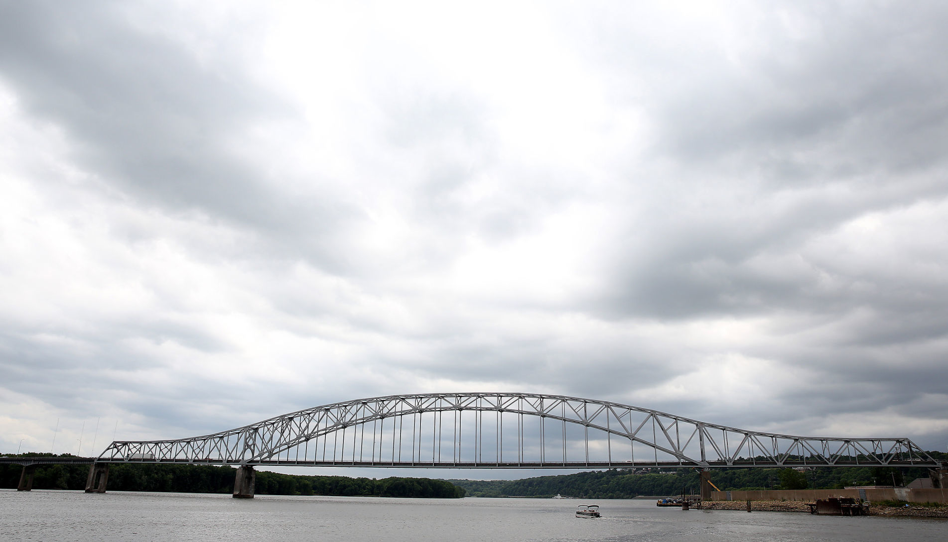 THE GREAT RIVER-0421